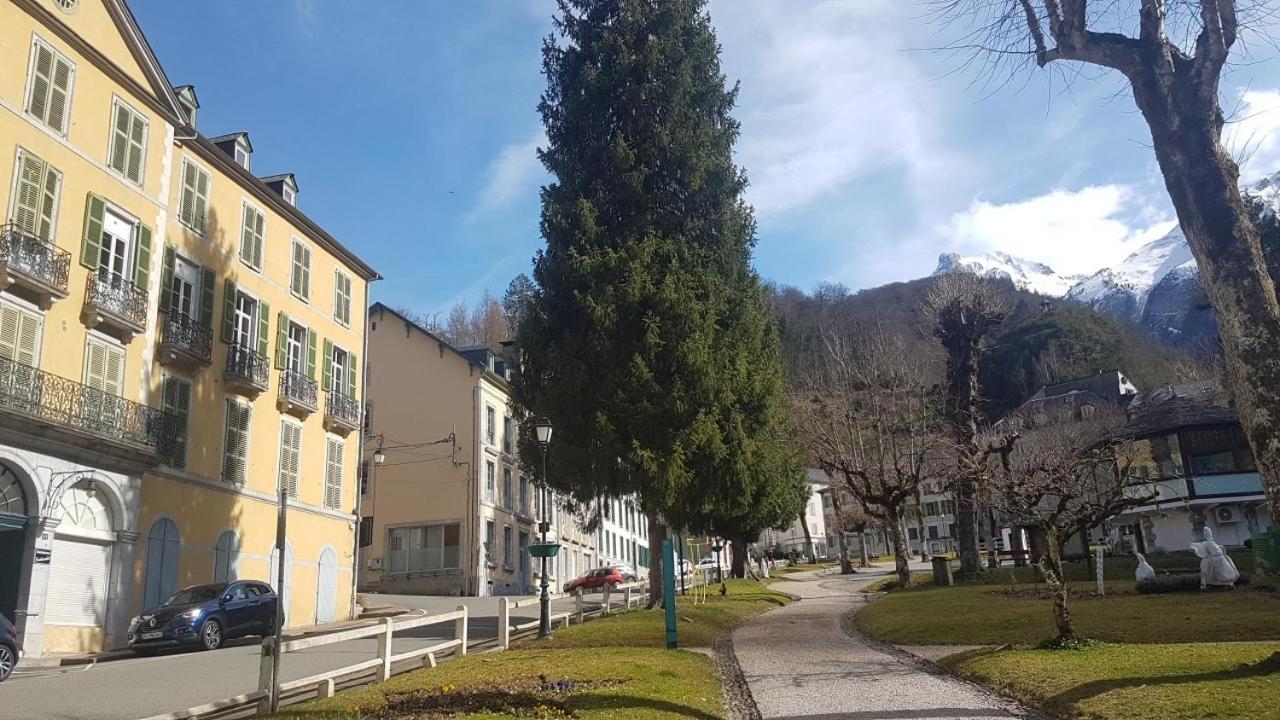 Vaste Appartement, Lumineux, 8 Couchages Eaux Bonnes Bagian luar foto