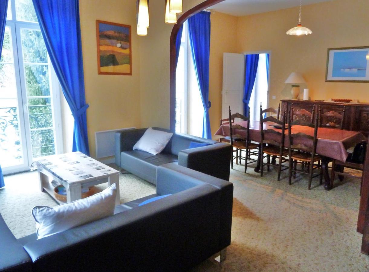 Vaste Appartement, Lumineux, 8 Couchages Eaux Bonnes Bagian luar foto